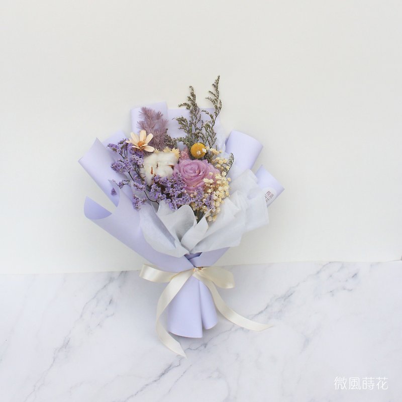 【Charm】Purple Graduation Bouquet/Dry Bouquet - ช่อดอกไม้แห้ง - พืช/ดอกไม้ สีม่วง