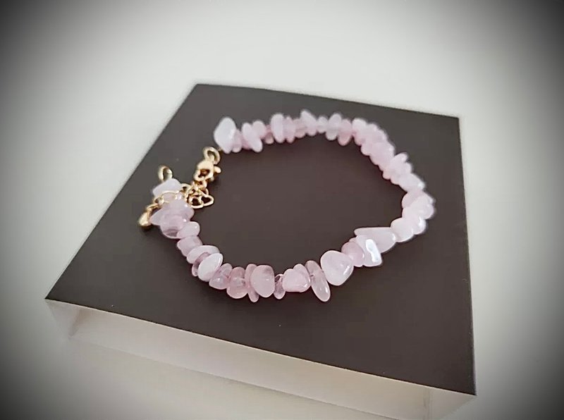 Natural pink crystal and sweet 14k gold exquisite bracelet - Bracelets - Crystal Gold