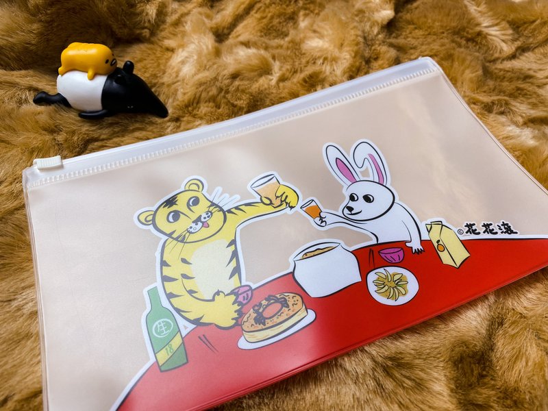 Tiger Air Rabbit Traveling Table EVA Environmental Storage Bag - Toiletry Bags & Pouches - Plastic Red