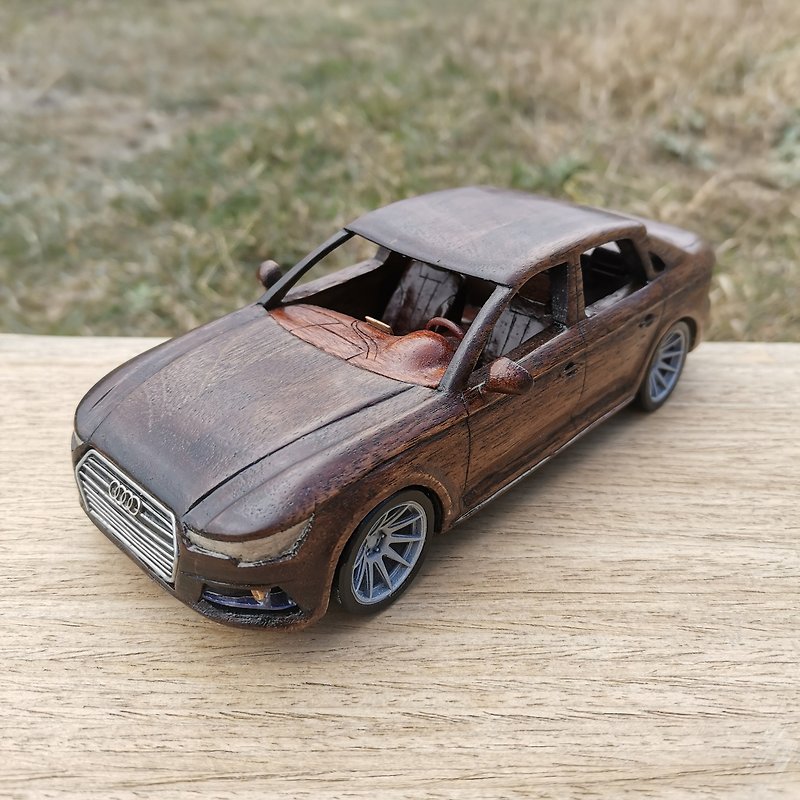 Collectible toy car model  Audi A4 2017 - ของวางตกแต่ง - ไม้ 