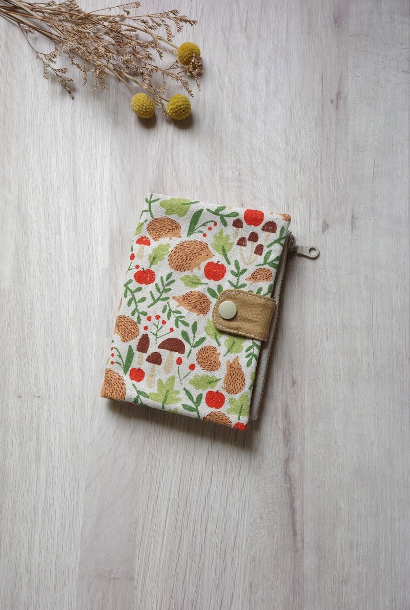 Hedgehog Garden - Passport Cover Passport Holder | Haibai Handmade - Passport Holders & Cases - Cotton & Hemp 