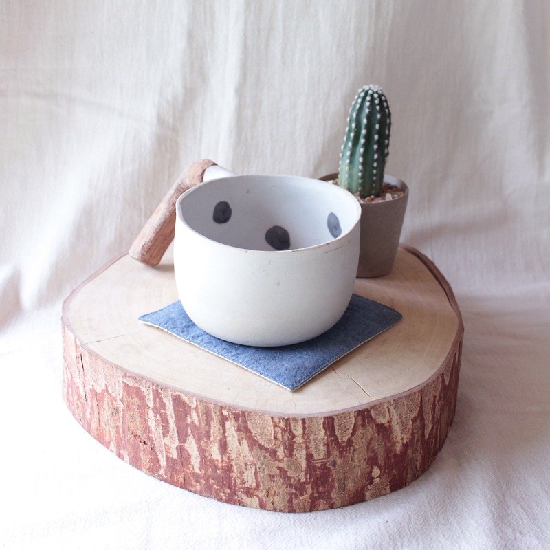 Ceramic coffee cup - 花瓶/陶器 - 陶 白色