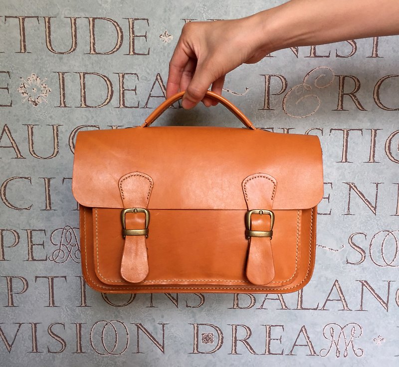 CAMBRIDGE BAG - Messenger Bags & Sling Bags - Genuine Leather Orange