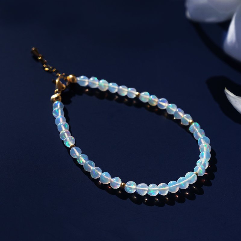 極上オパールが連なる幸せのブレスレット 　星雲 - 手鍊/手環 - 寶石 白色