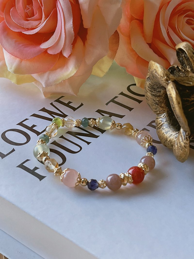 Passing the Rose丨Rose Quartz+Rosavita+ Stone//Enhancing Confidence//Natural Crystal Bracelet - สร้อยข้อมือ - คริสตัล หลากหลายสี