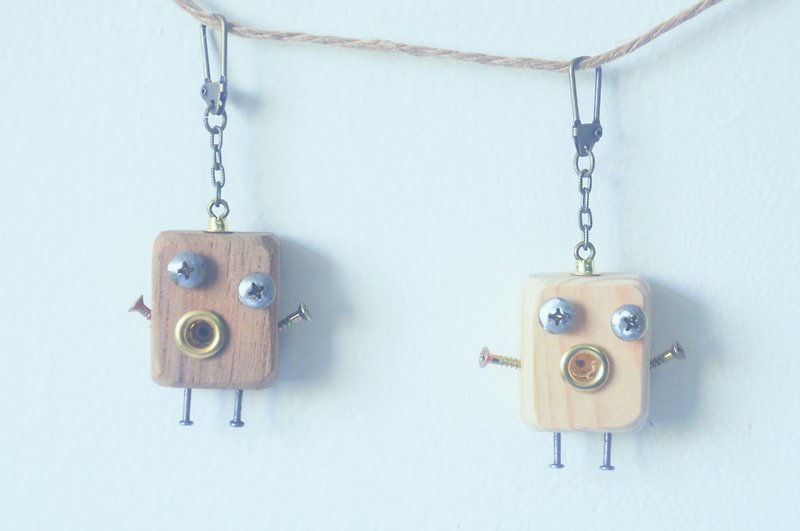 Strange [screaming series] two kinds of pendant dark / light color - Keychains - Wood 