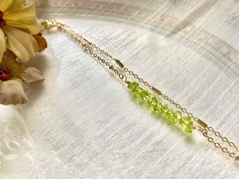 Natural Stone and freshwater pearl bracelet Stone freshwater pearl handmade jewelry handmade bracelet - สร้อยข้อมือ - เครื่องเพชรพลอย สีเขียว