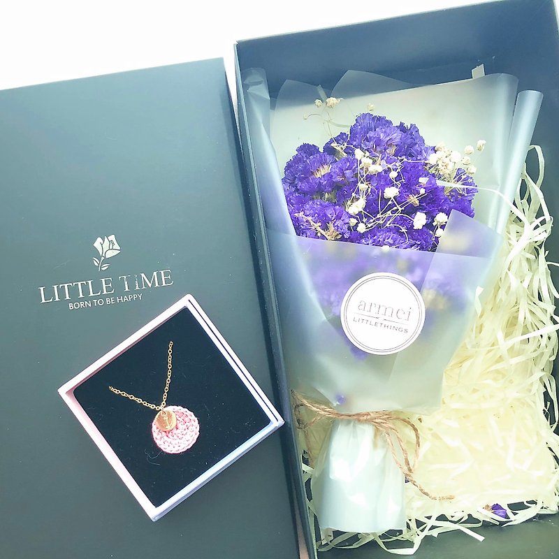 Sincerity Gift [Flower Gift Box Set] Happy Annual Ring Necklace Golden + Forget-me-not Dry Bouquet - Necklaces - Thread Multicolor