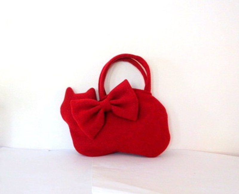 Wool cat bag with big ribbon *Cardinal red - กระเป๋าถือ - ผ้าฝ้าย/ผ้าลินิน 