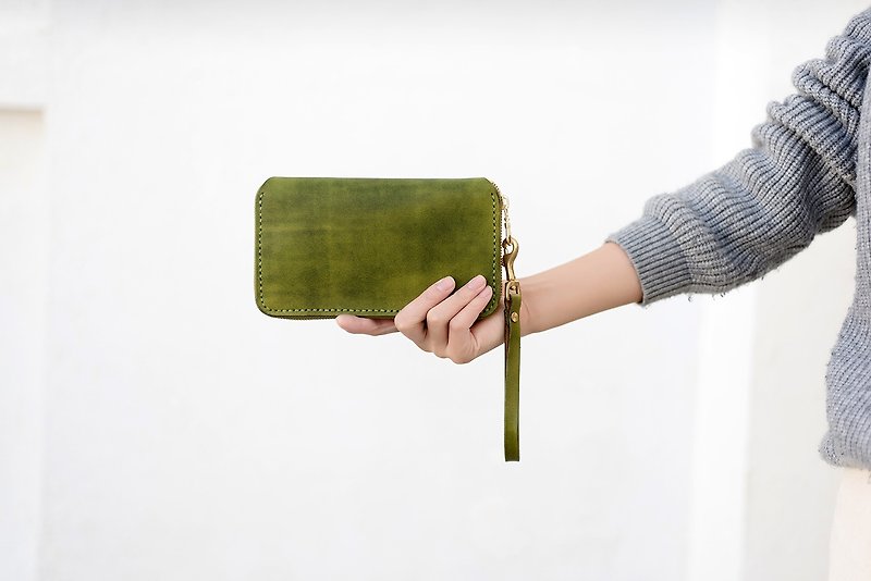 Handmade leather wallet - กระเป๋าคลัทช์ - หนังแท้ สีเขียว