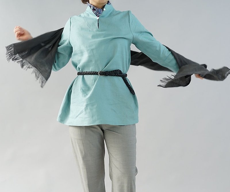 wafu  Linen tunic / blouse / long sleeve / bottle neck / mint  t007a-mnt2 - เสื้อผู้หญิง - ผ้าฝ้าย/ผ้าลินิน สีเขียว