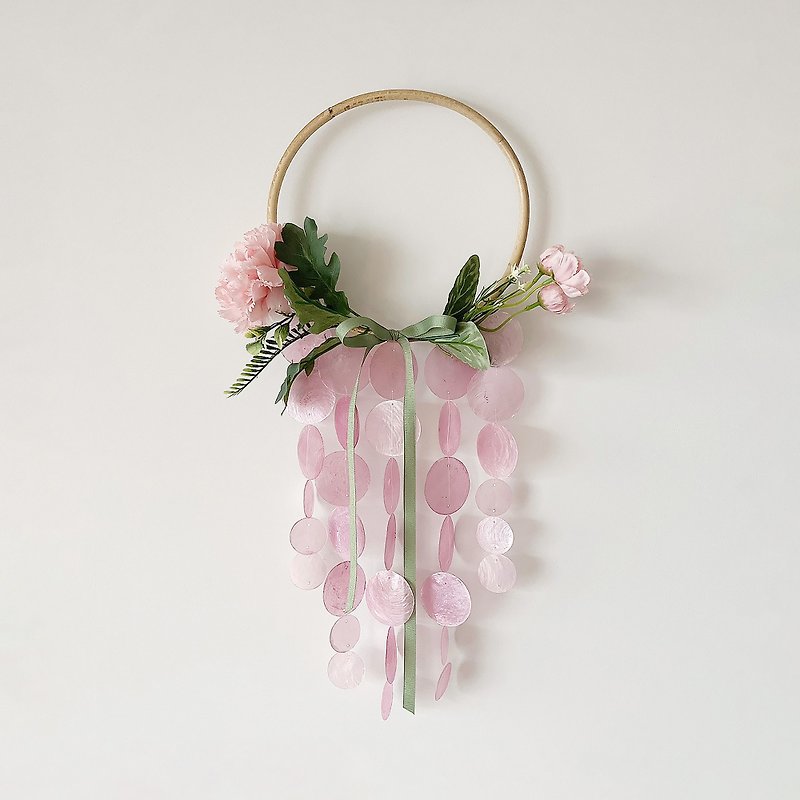 PRE-MADE | Flower Shop Carnation-Large-Pink | Shell Wind Chime Mobile| #2-0273 - ของวางตกแต่ง - เปลือกหอย สึชมพู