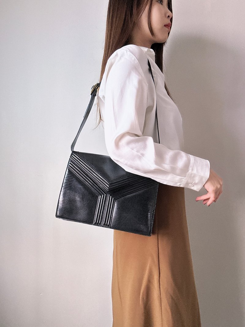 中古正品 YSL 聖羅蘭 真皮風琴包 蛇皮壓紋 通勤包 側背包腋下包 - 側背包/斜背包 - 真皮 黑色