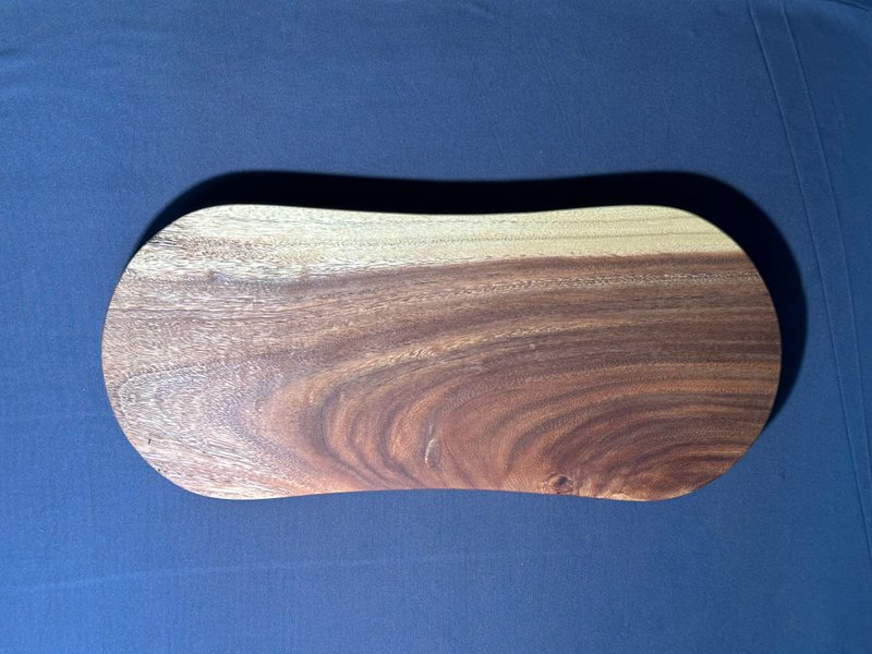 Solid wood cutting board skateboard shape one board cutting board suspended display can be customized - Serving Trays & Cutting Boards - Wood Brown