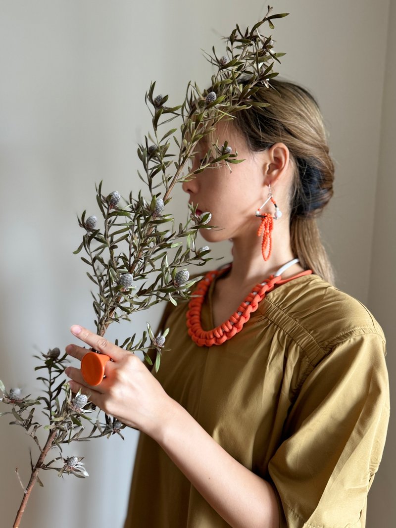 Handwoven Cotton Nylon Twisted Floral Orange Gray Necklace - สร้อยคอ - ไฟเบอร์อื่นๆ สีส้ม