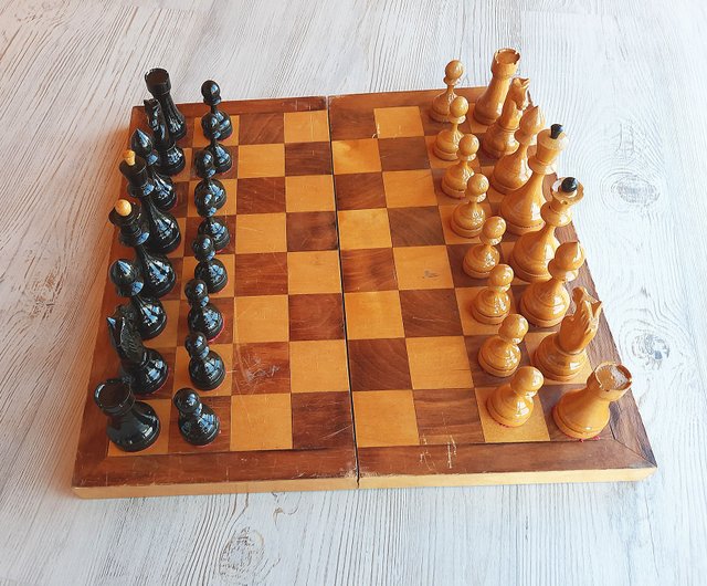 Soviet chess set made of wood produced by Artel -  Portugal