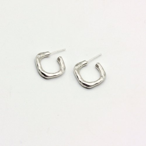 スモールスクエアピアス/925スターリングシルバーピアス