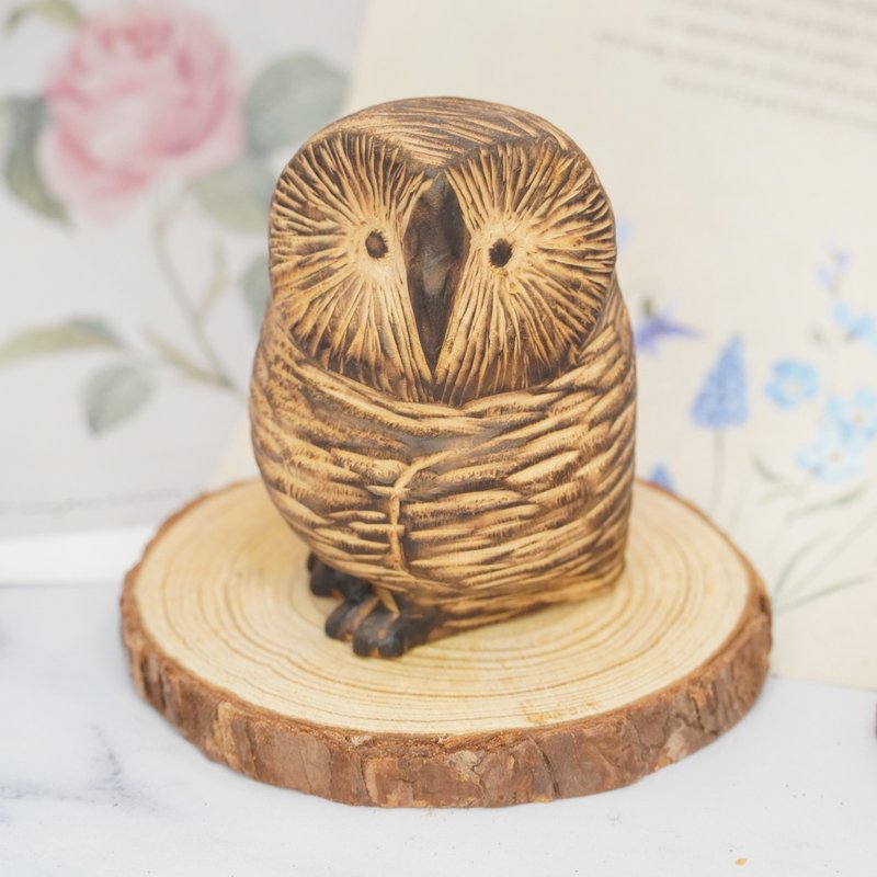 Xiaonan grass owl wood carving owl-original - ของวางตกแต่ง - ไม้ สีนำ้ตาล