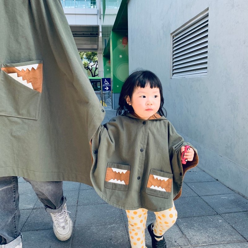 Shimamori / Dinosaur Cloak / Parent-child children's models - เสื้อโค้ด - ผ้าฝ้าย/ผ้าลินิน สีเขียว