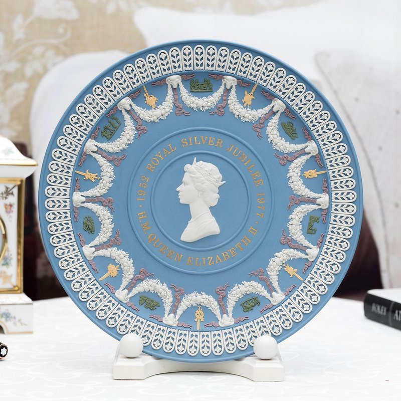 限量750英國製wedgwood碧玉浮雕女王1977年五色陶瓷藝術絕版掛盤 - 擺飾/家飾品 - 瓷 