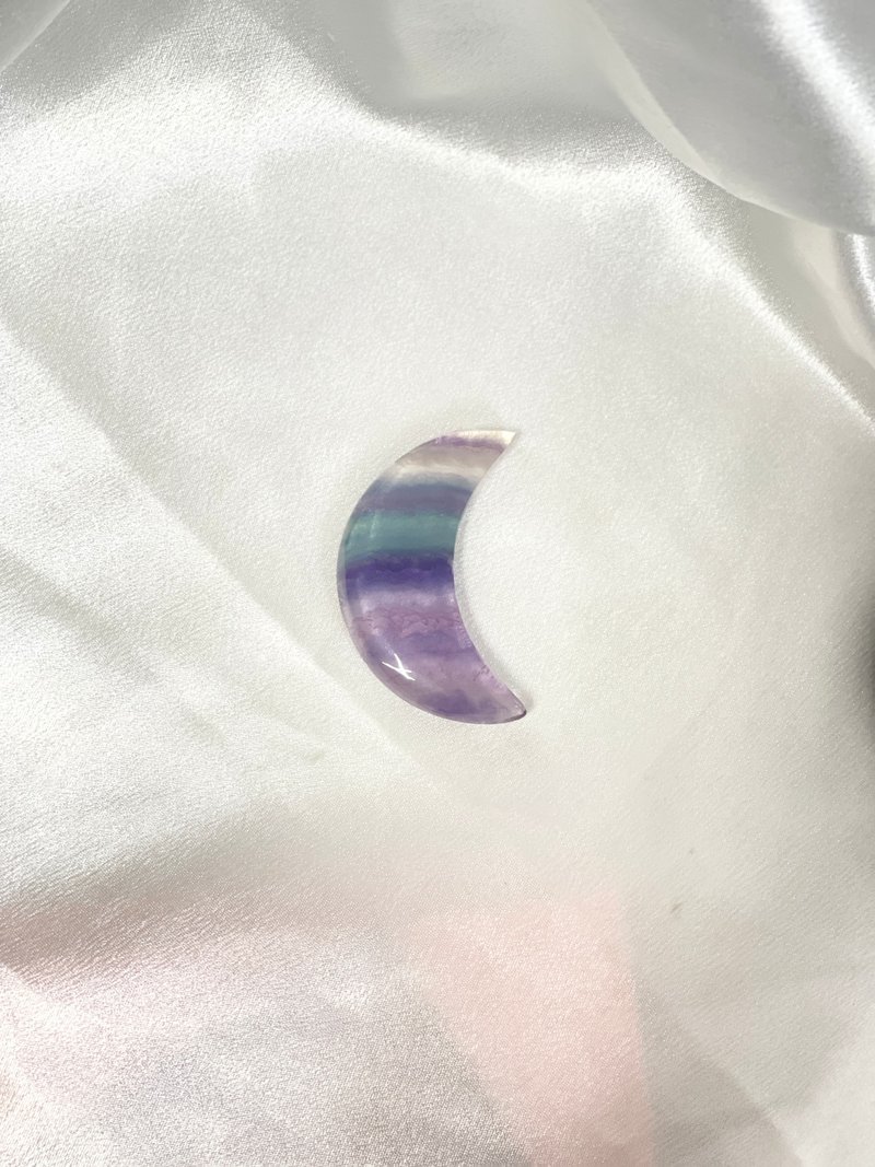 |抵抗外來負能量|改善人際關係|美國天然千層螢石月亮擺件一套3件 - 裝飾/擺設  - 水晶 多色