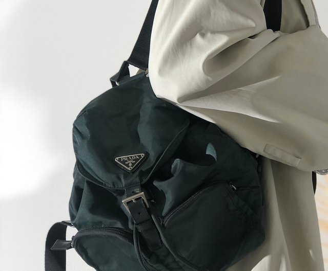 日本直送 名牌中古包 】PRADA プラダ トライアングルロゴ ナイロン