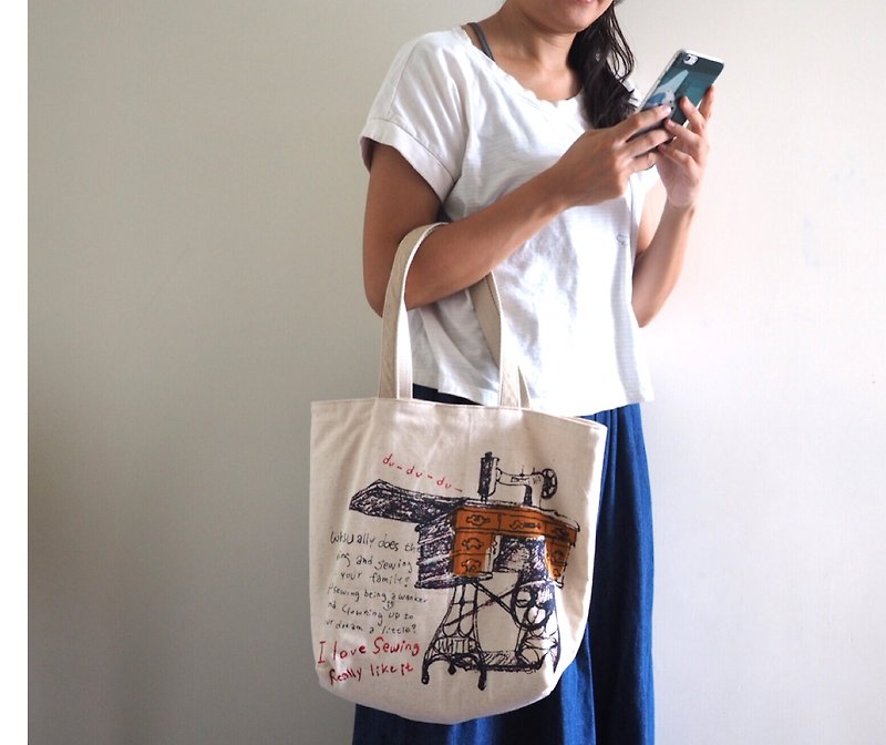 Limited edition Handmade Canvas tote bag - กระเป๋าแมสเซนเจอร์ - ผ้าฝ้าย/ผ้าลินิน สีกากี