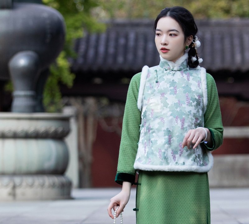 婉瑩  新中式復古 葡萄提花加厚棉背心 - 背心/無袖上衣 - 其他材質 綠色