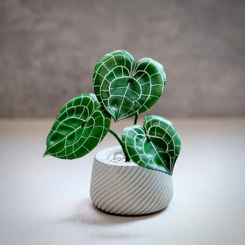 Round Leaf Anthurium Candle－Handmade Leather Small Potted Plant as a Gift - ตกแต่งต้นไม้ - หนังแท้ 