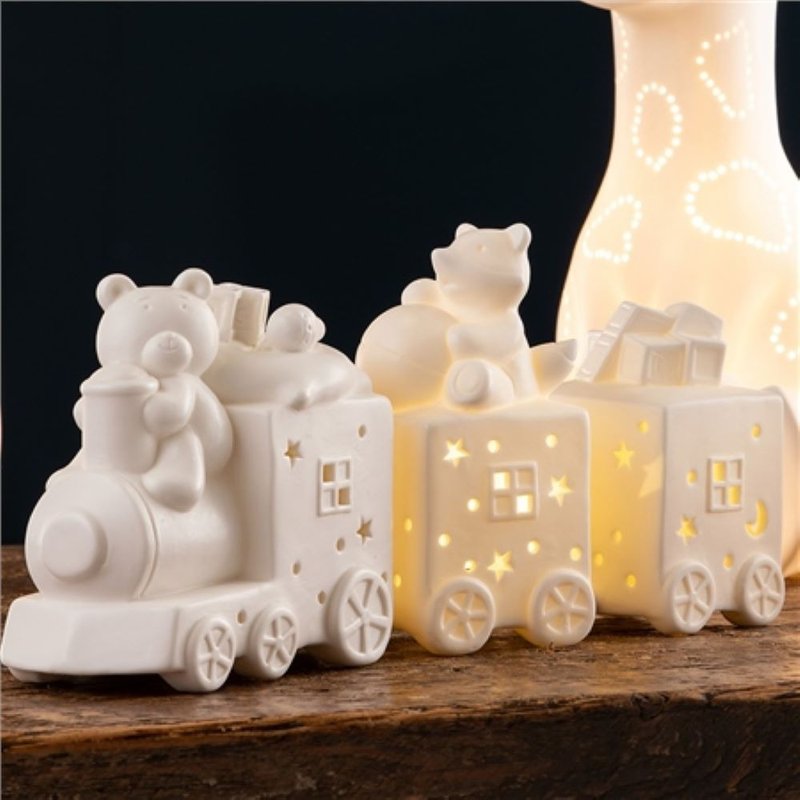 Ireland Belleek Living Christmas Series Toy Train LED Night Lights (Three Sections) - โคมไฟ - เครื่องลายคราม สีแดง