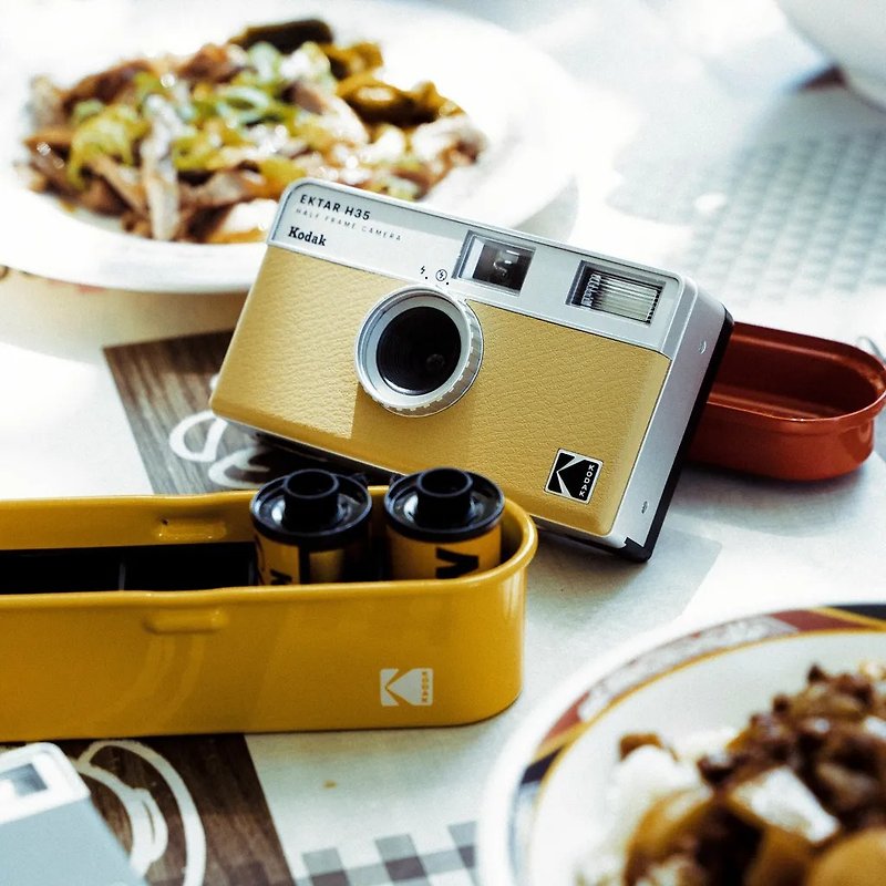 【Kodak 柯達】底片相機 Kodak Ektar H35 沙色 半格機+隨機底片 - 菲林/即影即有相機 - 塑膠 黃色