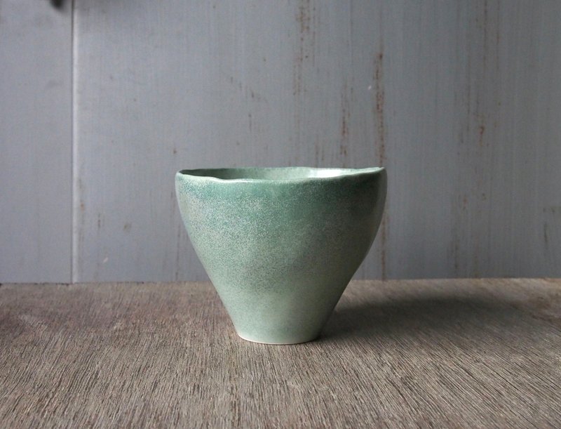 Japanese dinner bowl/ceramic ware_ cedar green - ถ้วยชาม - ดินเผา สีเขียว