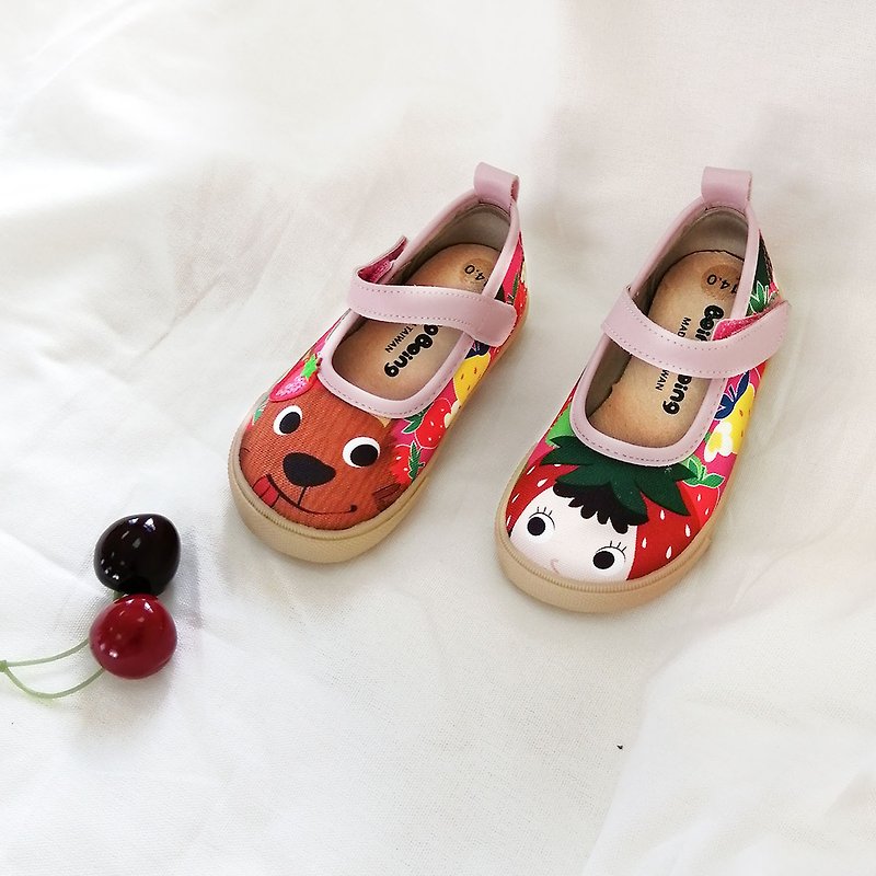 Seasonal Sale / Illustration Doll Shoes-Pink/Strawberry Red Riding Hood Children's Shoes - รองเท้าเด็ก - ผ้าฝ้าย/ผ้าลินิน สึชมพู