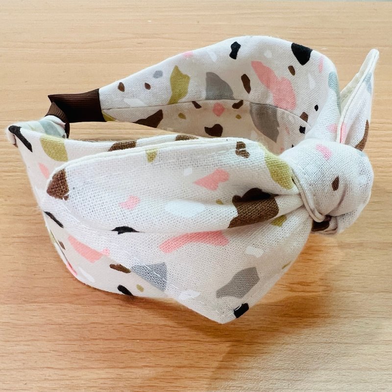 MOYA 寬版手工髮箍 ㄧ小點 一小塊 - 髮夾/髮圈 - 棉．麻 藍色