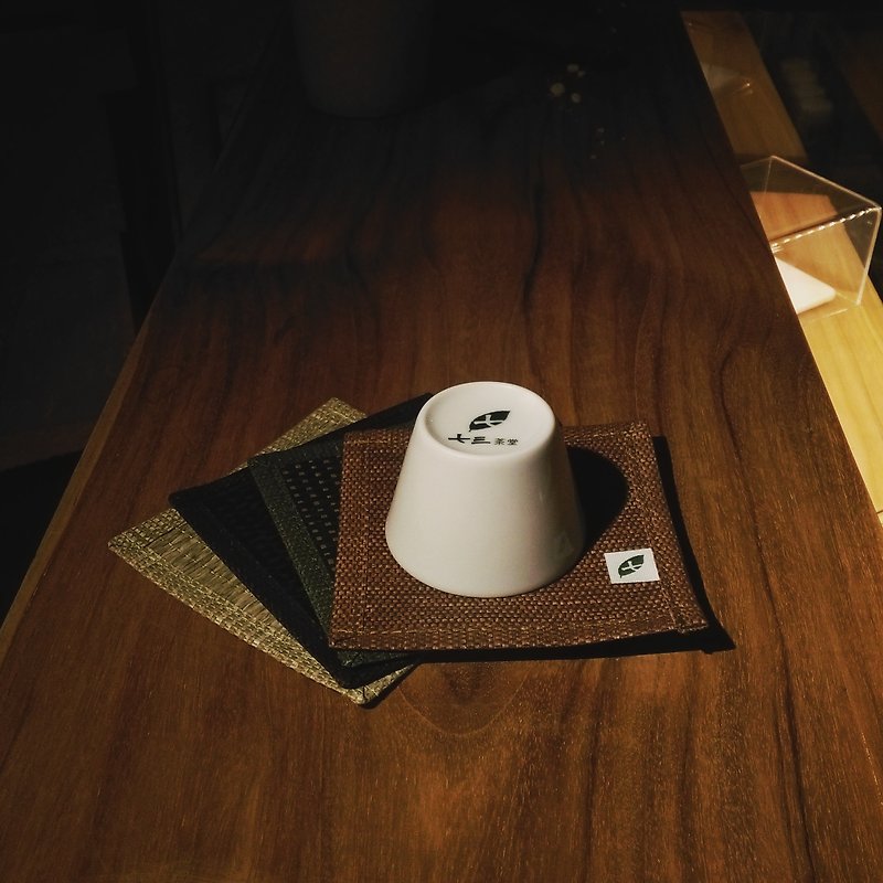 Washable Paper-Woven Coaster-Black tea 4pcs - ที่รองแก้ว - กระดาษ สีแดง