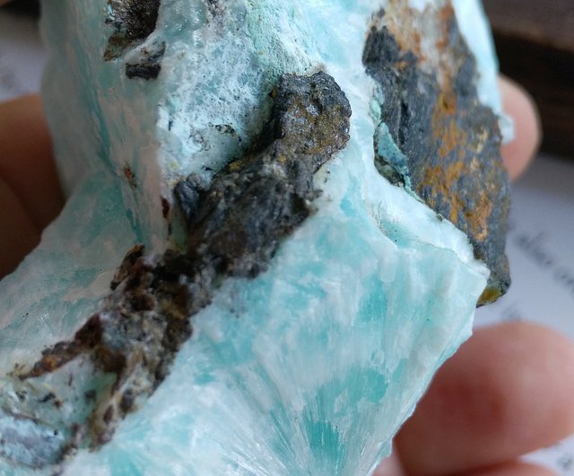 中国 雲南省産 ブルーアラゴナイト 鉱物標本 中国 雲南省産 ブルー