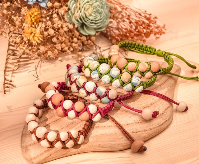 オリジナルアートステーション】ブレスレットで踊る｜原住民族の衣装