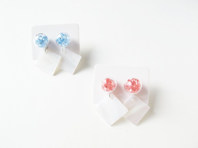 * Rosy Garden * crystal inside glass ball square shape white shell earrings - Collar Necklaces - Glass Blue