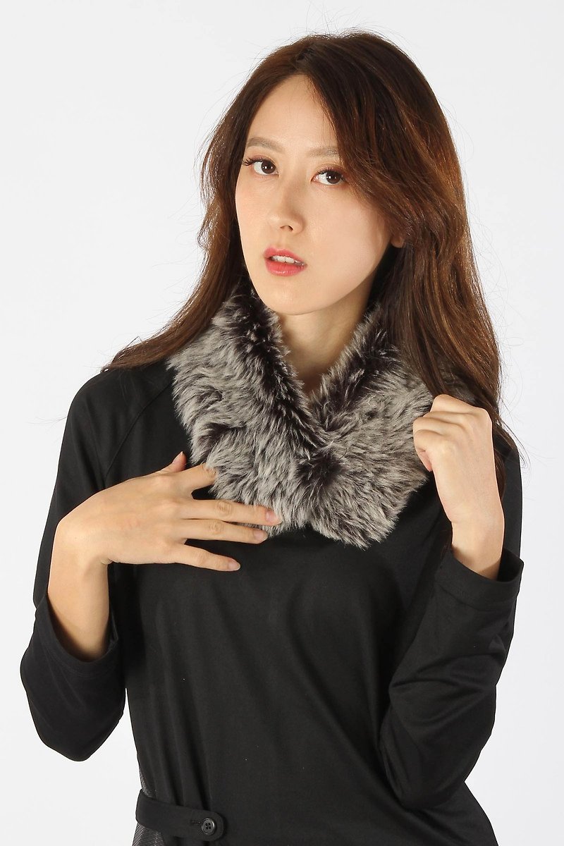 Environmentally friendly fashion artificial fur collar clip - long-haired silver - ผ้าพันคอ - เส้นใยสังเคราะห์ สีเทา