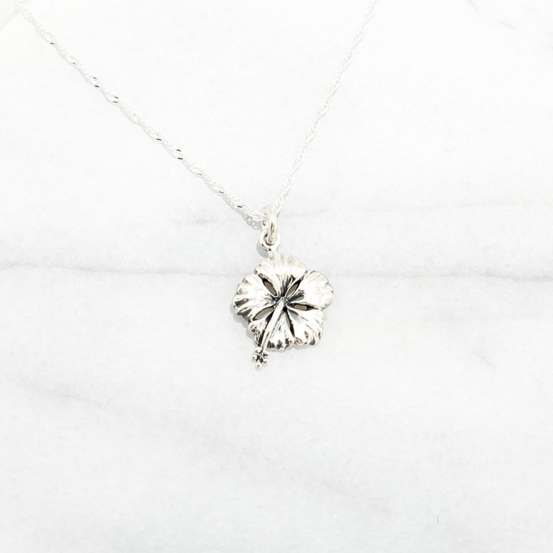 【Angel & Me】Romantic Love Hibiscus s925 sterling silver necklace gift - สร้อยคอ - เงินแท้ สีเงิน