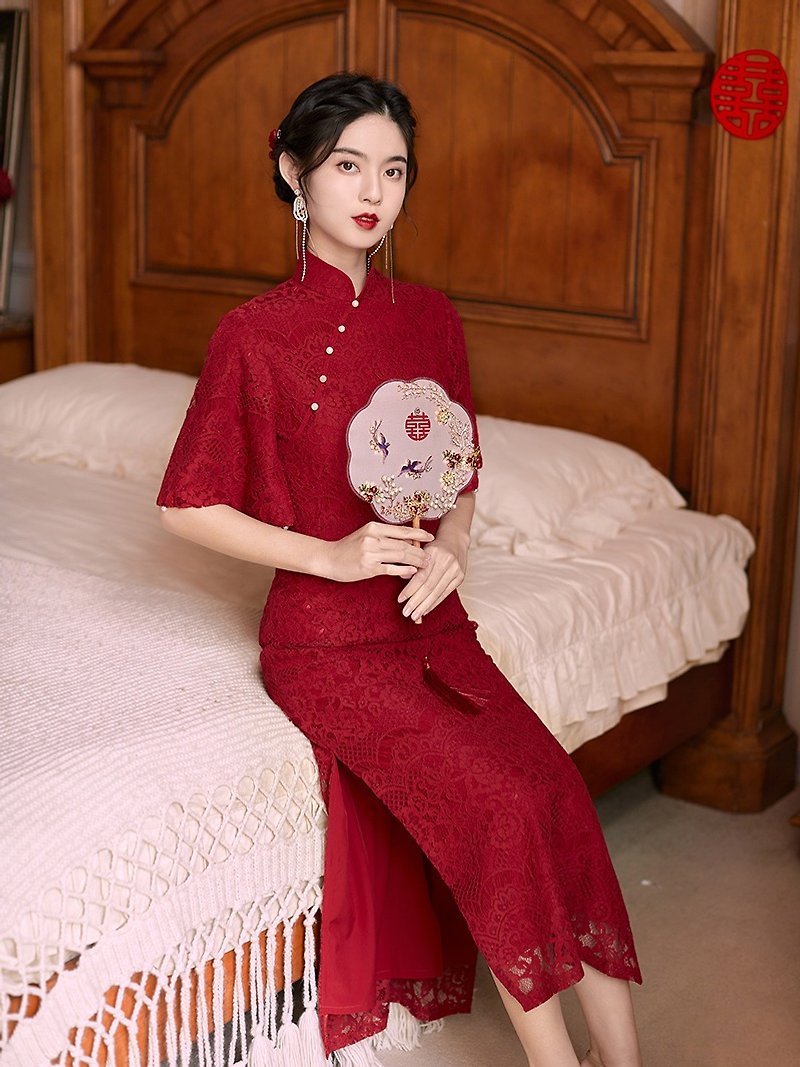 Wine red Menghua exquisite lace zipper cheongsam bride toast clothing retro improved new Chinese style dress - กี่เพ้า - ผ้าฝ้าย/ผ้าลินิน สีแดง