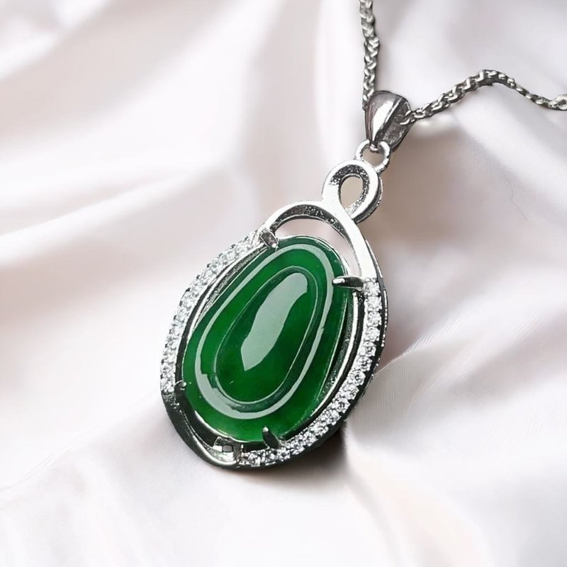 【福在眼前】冰種老坑綠福貝項鍊925銀 | 天然緬甸玉翡翠 | 送禮 - 項鍊 - 玉石 綠色