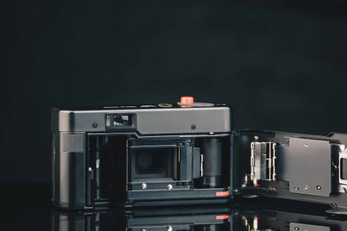 オリンパス　クイックフラッシュAFL Olympus Quick Flash AFL Film Camera w/ 38mm 1:2.8 Zuiko Lens