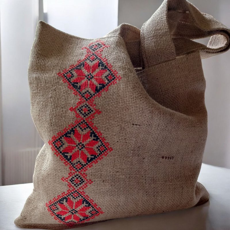 手工亞麻刺繡包  烏克蘭民族風圖騰設計  環保黃麻購物袋 - 手袋/手提包 - 棉．麻 咖啡色