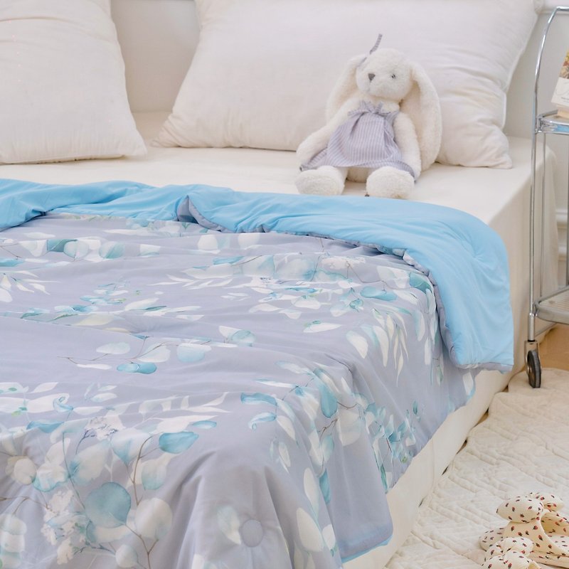 Summer instant cooling 5x6.5 feet freezing quilt [ice flower fluttering] - Bedding - Other Materials Blue