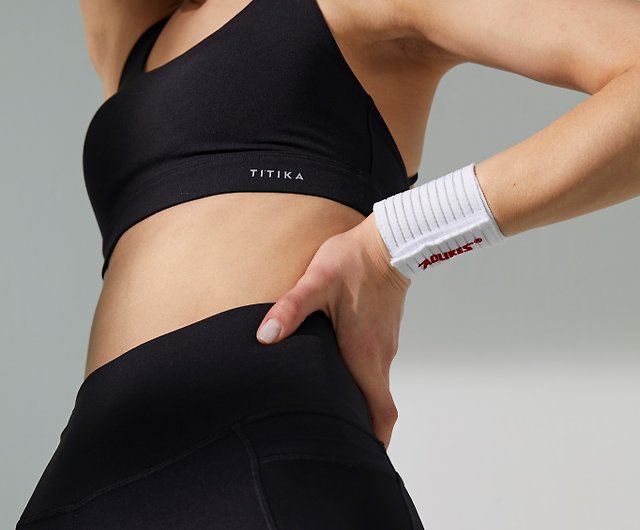Racer Front Bra - Shop Titika Active Couture Women's Athletic Underwear -  Pinkoi
