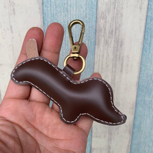 Healing small things brown cute dachshund dog hand-stitched leather  keychain small size