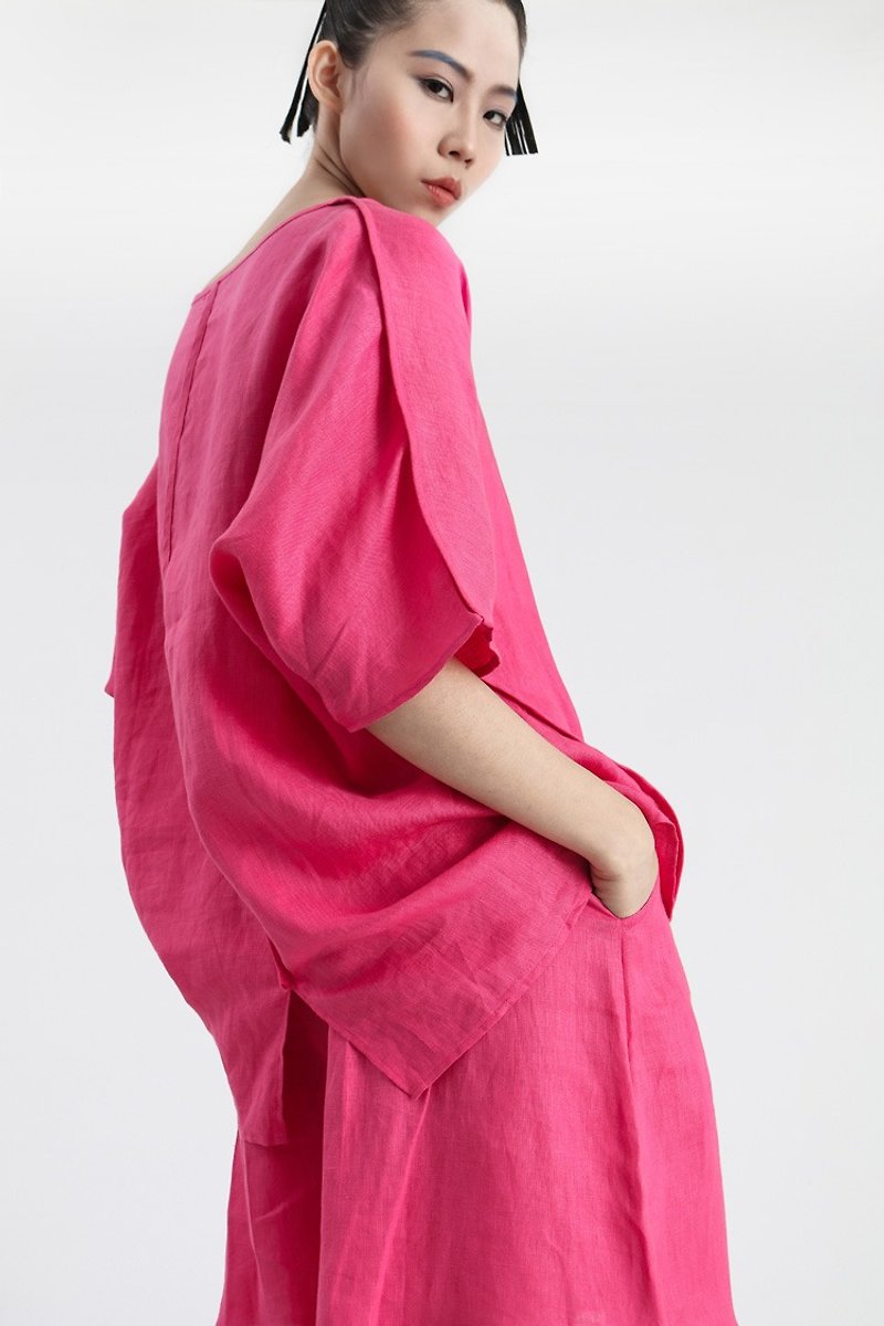 【In Stock】 Linen loose shirt (Rose red) - เสื้อผู้หญิง - ผ้าฝ้าย/ผ้าลินิน สีแดง
