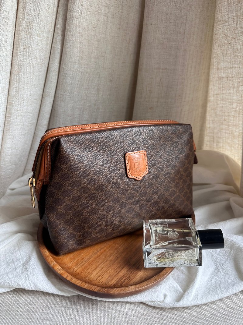 中古包Vintage Celine 棕花化妝包斜揹包 - 側背包/斜背包 - 防水材質 