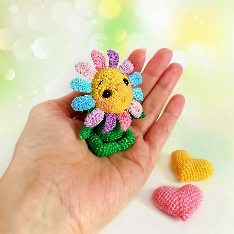 Little Colorful Flower, Chamomile toy, Interior flower, Crochet  Mini Flower - ตกแต่งต้นไม้ - ผ้าฝ้าย/ผ้าลินิน หลากหลายสี